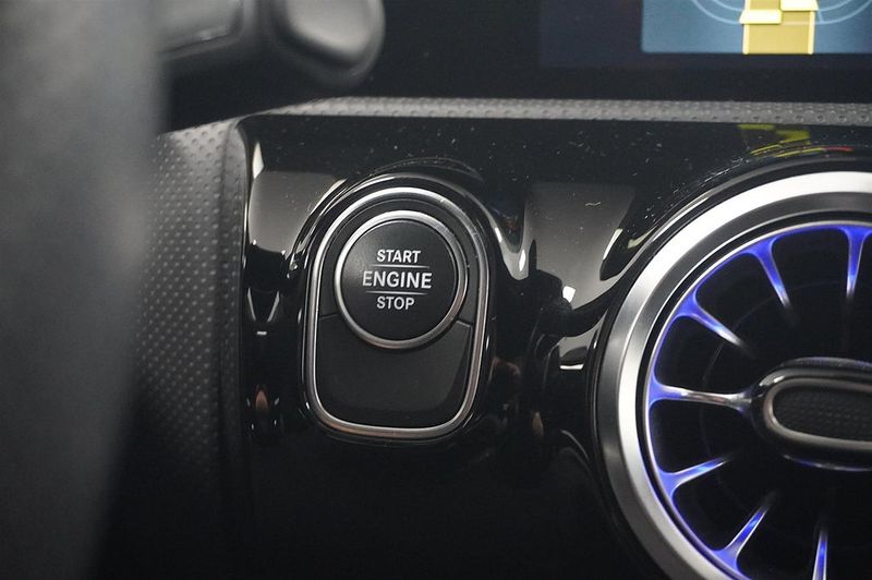 Mercedes CLA250 bild 21