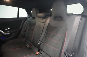 Mercedes CLA250 bild 8