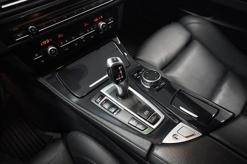 BMW 520 bild 13