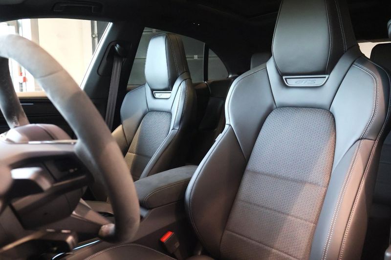 Porsche Macan bild 16