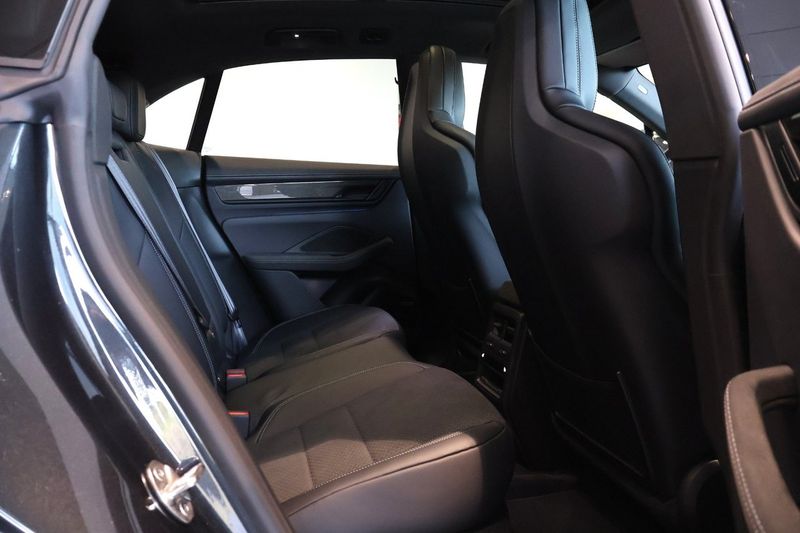 Porsche Macan bild 12