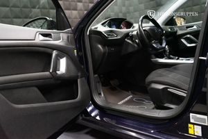 Peugeot 308 SW bild 11