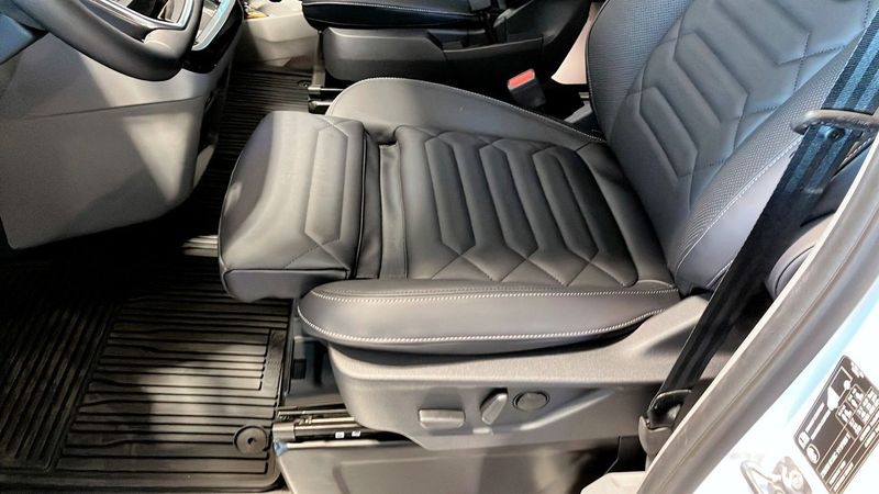Ford Tourneo Connect bild 11