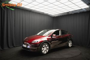Tesla Model Y bild 1