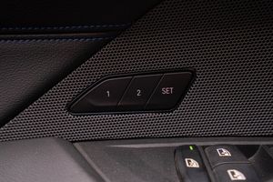 BMW i4 bild 17