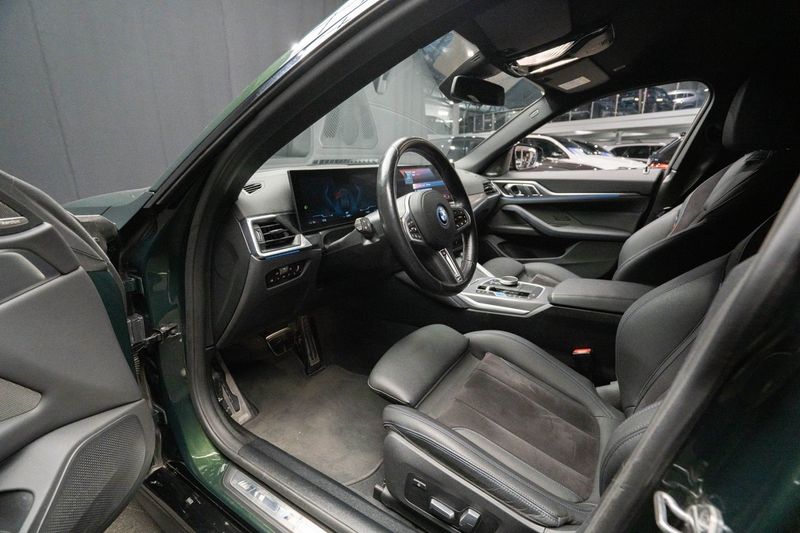 BMW i4 bild 18