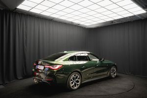 BMW i4 bild 7
