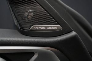 BMW i4 bild 13