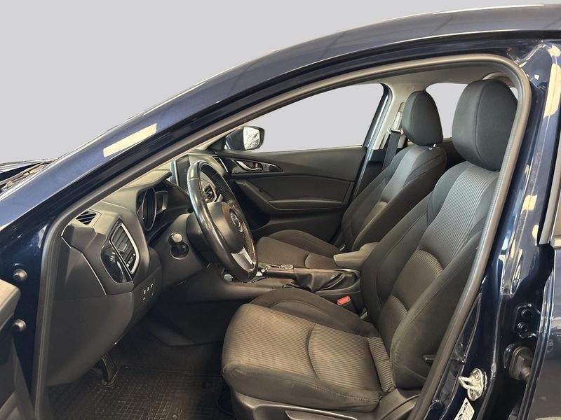 Mazda 3 bild 8