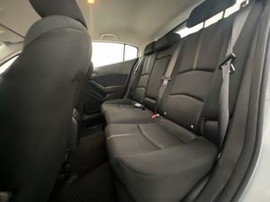 Mazda 3 bild 13