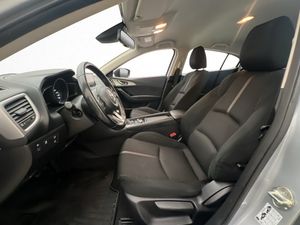 Mazda 3 bild 9