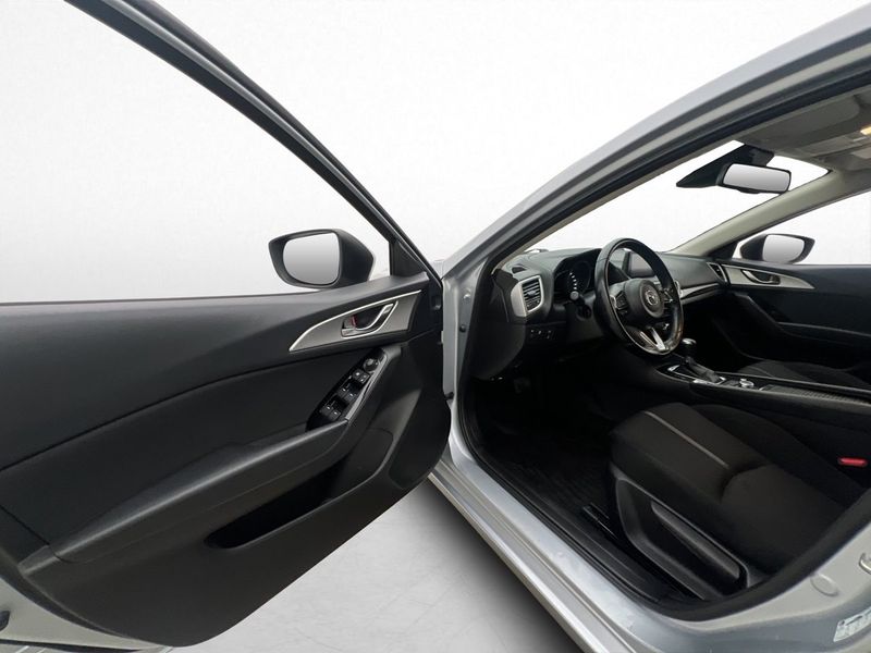 Mazda 3 bild 8