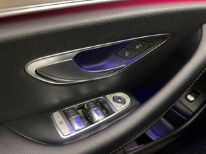 Mercedes E200 bild 29
