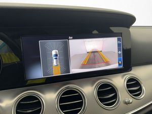 Mercedes E200 bild 18