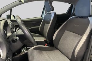 Toyota Yaris bild 8