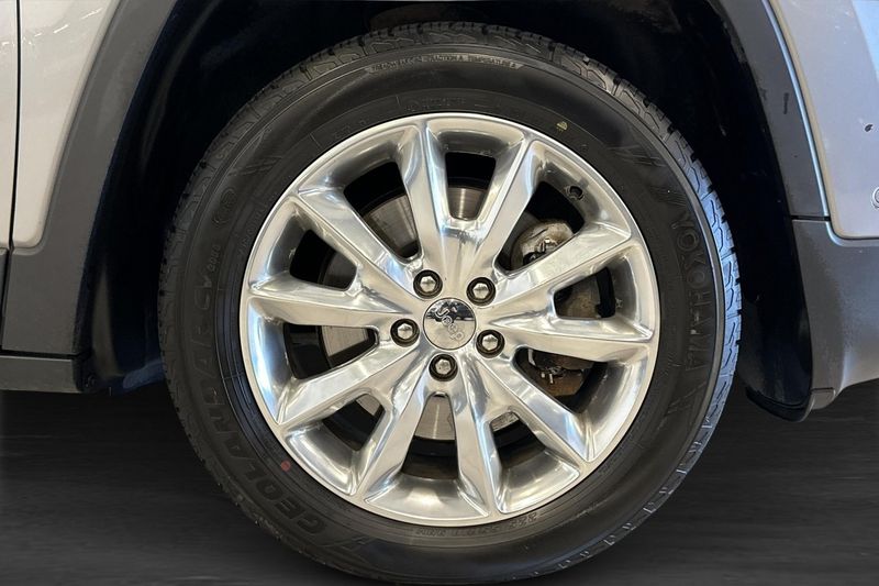 Jeep Cherokee bild 21