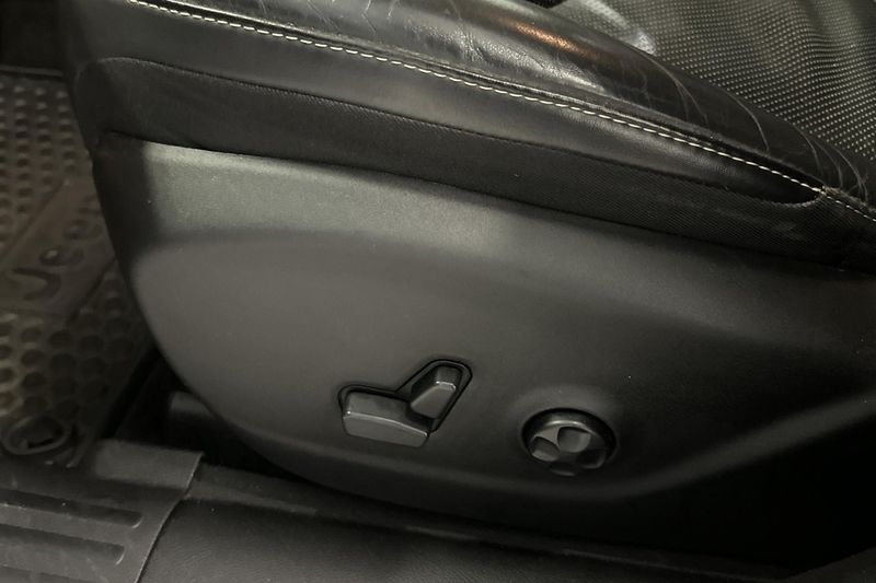 Jeep Cherokee bild 17