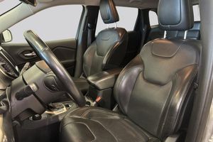 Jeep Cherokee bild 8