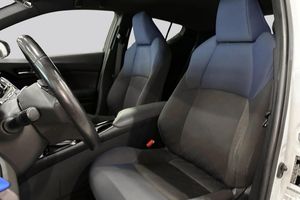 Toyota C-HR bild 7