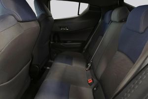 Toyota C-HR bild 8