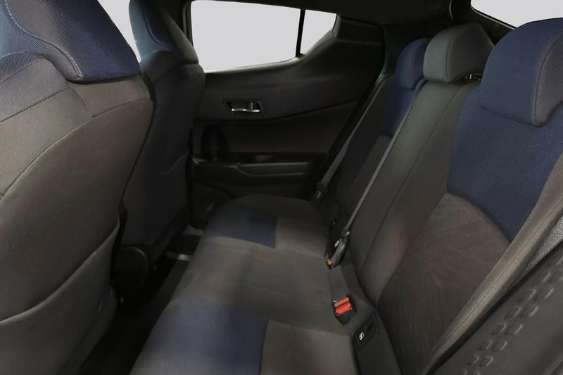 Toyota C-HR bild 8