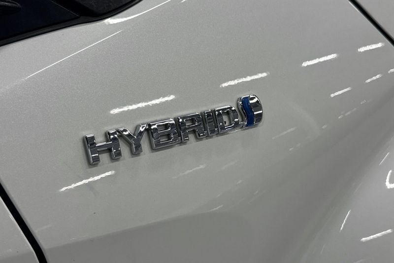 Toyota C-HR bild 15