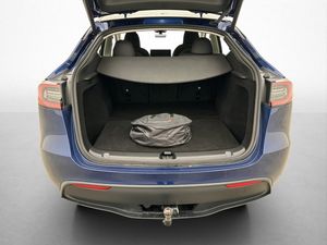 Tesla Model Y bild 19