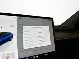 Tesla Model Y bild 24