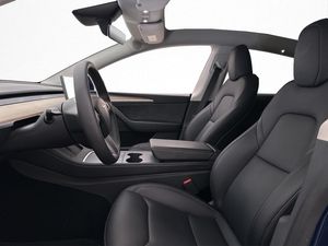 Tesla Model Y bild 13