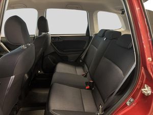 Subaru Forester bild 9