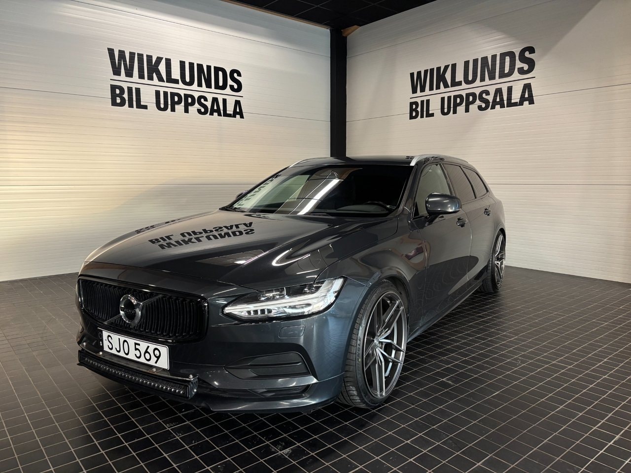 Volvo V90