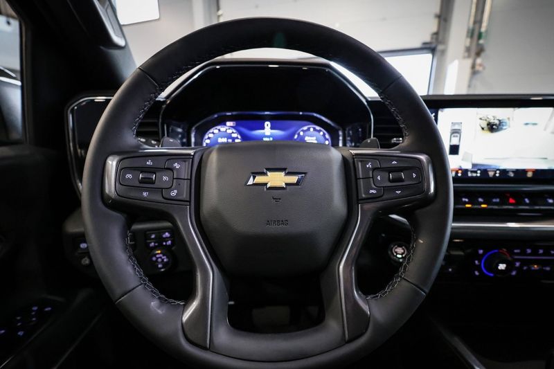 Chevrolet Silverado bild 19