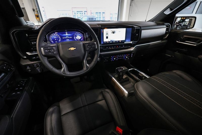 Chevrolet Silverado bild 18