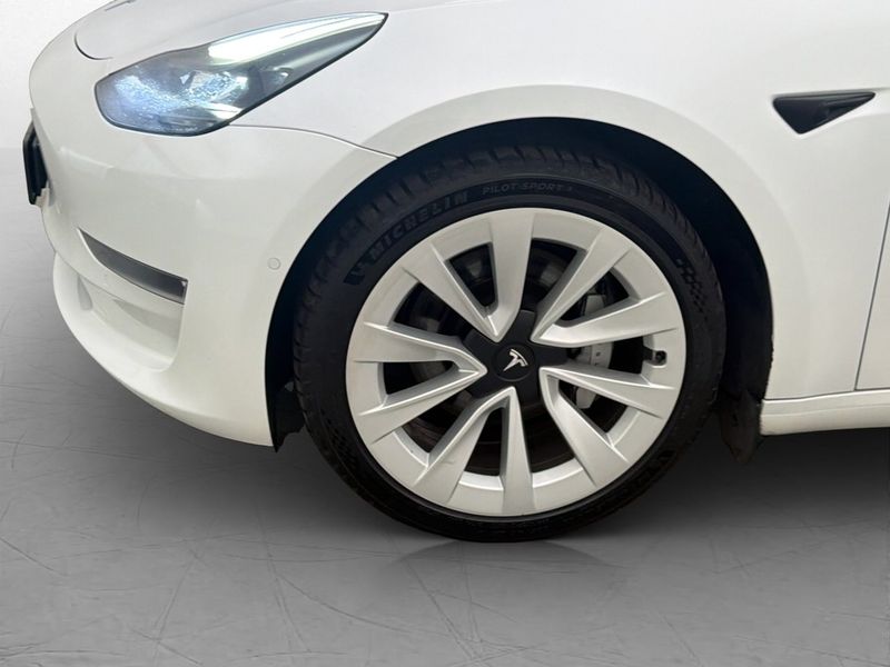Tesla Model 3 bild 30