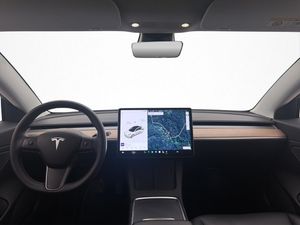 Tesla Model 3 bild 14