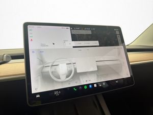 Tesla Model 3 bild 18