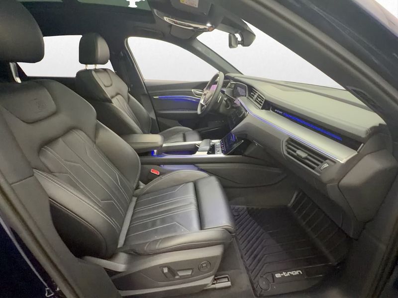 Audi e-tron bild 14