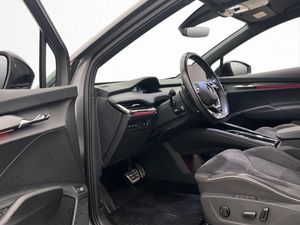 Skoda Enyaq bild 12