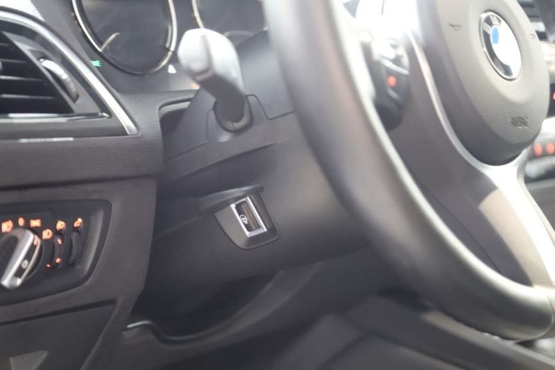 BMW 120 bild 9