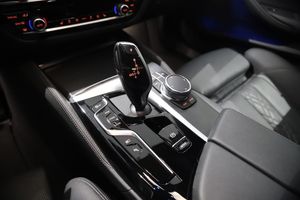 BMW 530 bild 11