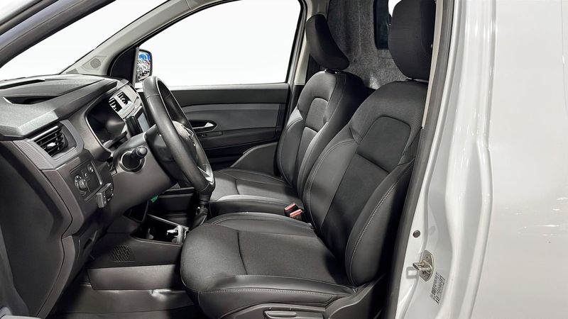 Renault Express bild 13
