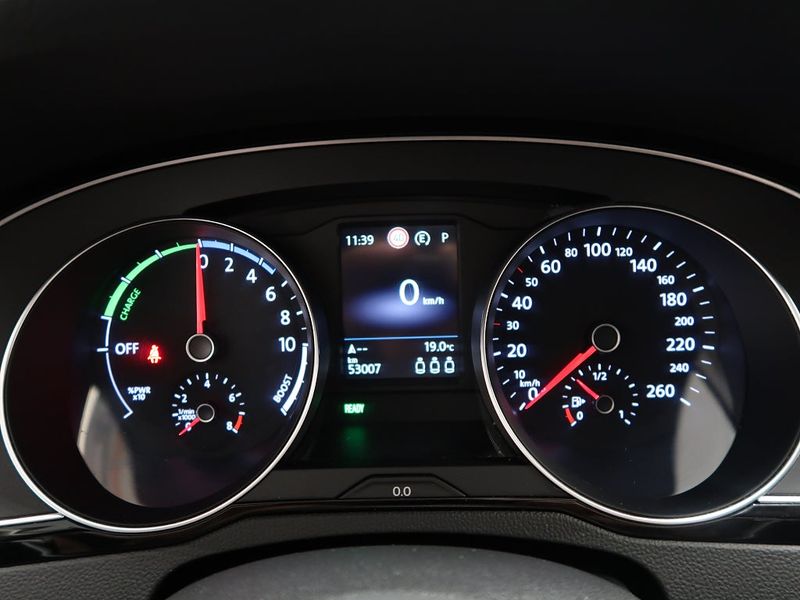 Volkswagen Passat bild 21