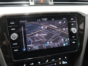 Volkswagen Passat bild 24