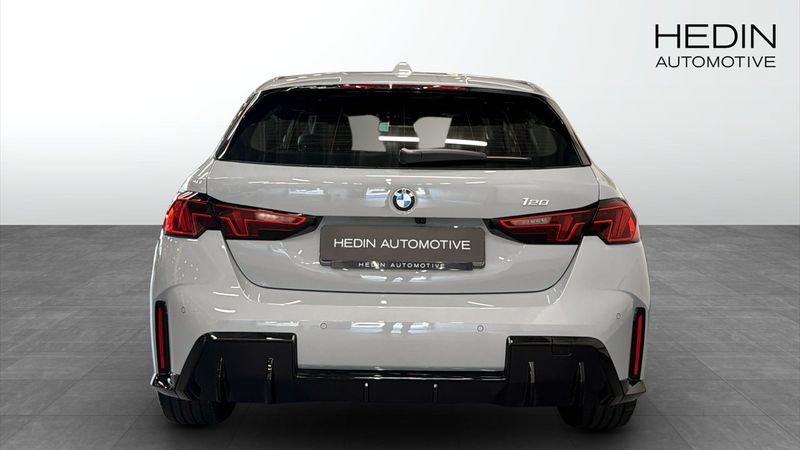 BMW 120 bild 7