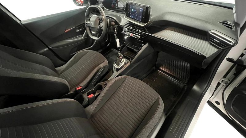 Peugeot 2008 bild 13