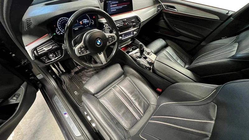 BMW 520 bild 9
