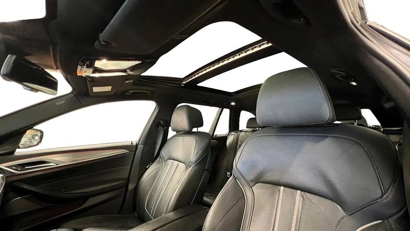 BMW 520 bild 11