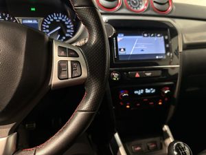 Suzuki Vitara bild 22