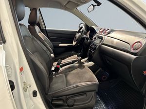Suzuki Vitara bild 10