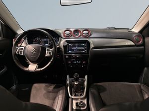 Suzuki Vitara bild 8